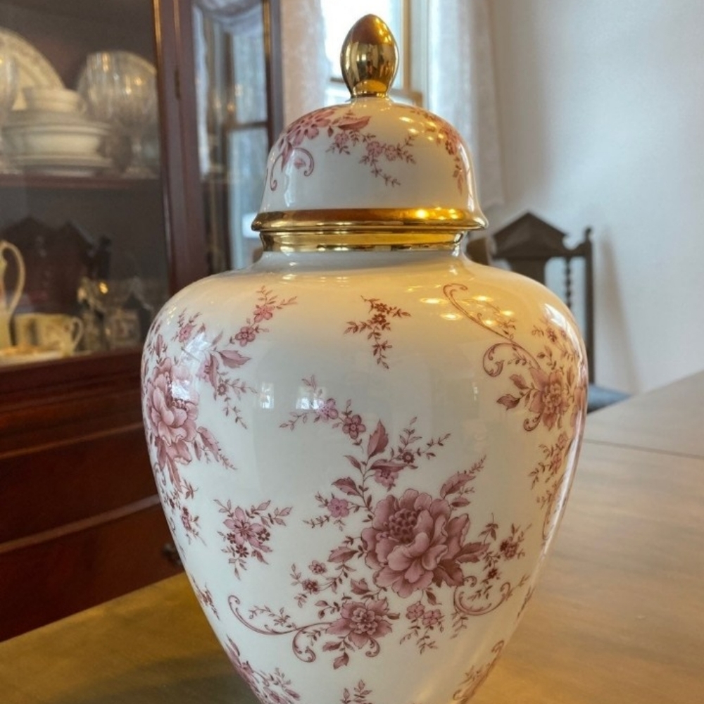 Vase Beautiful vase well cared for